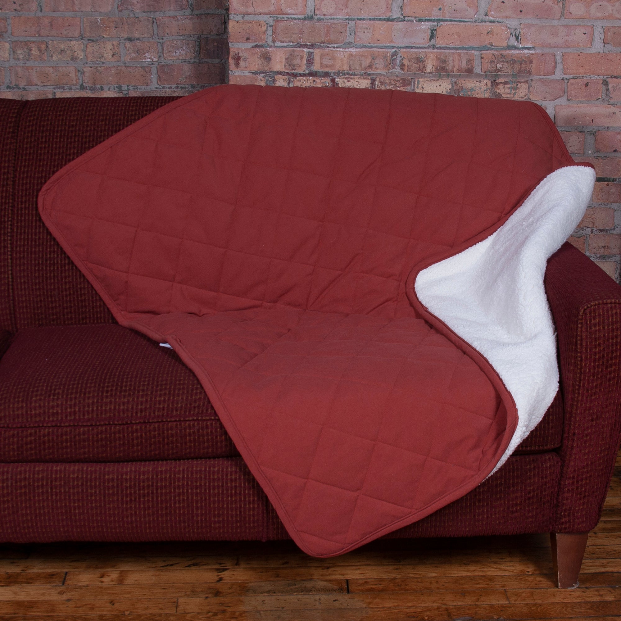 Quilted Blanket | Diamond Red